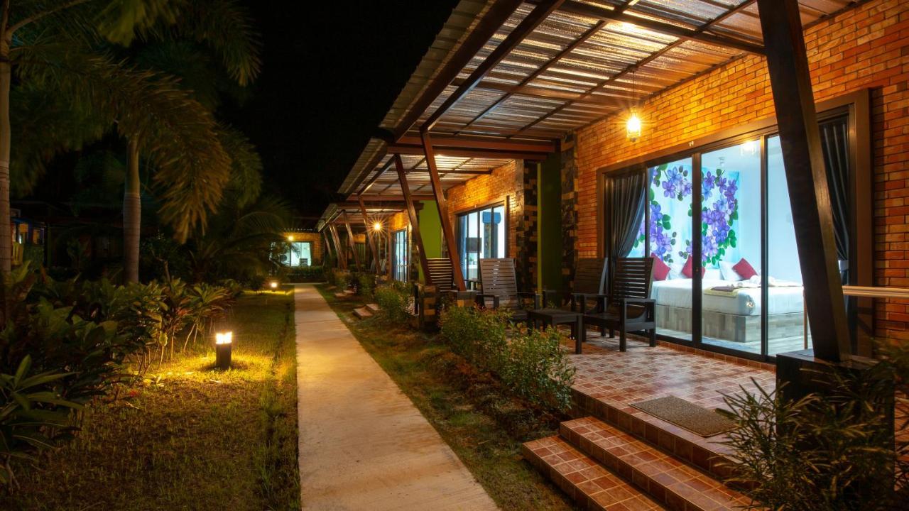 Siri Lanta Resort Ko Lanta Dış mekan fotoğraf